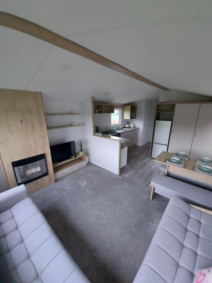 Woofles Luxury Caravan At Knaresborough Lido Экстерьер фото