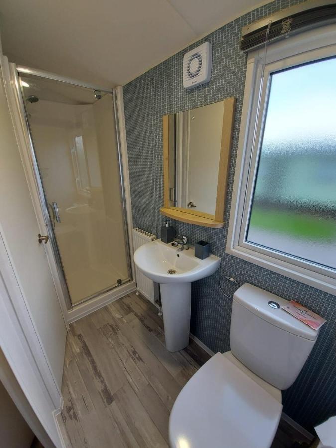 Woofles Luxury Caravan At Knaresborough Lido Экстерьер фото